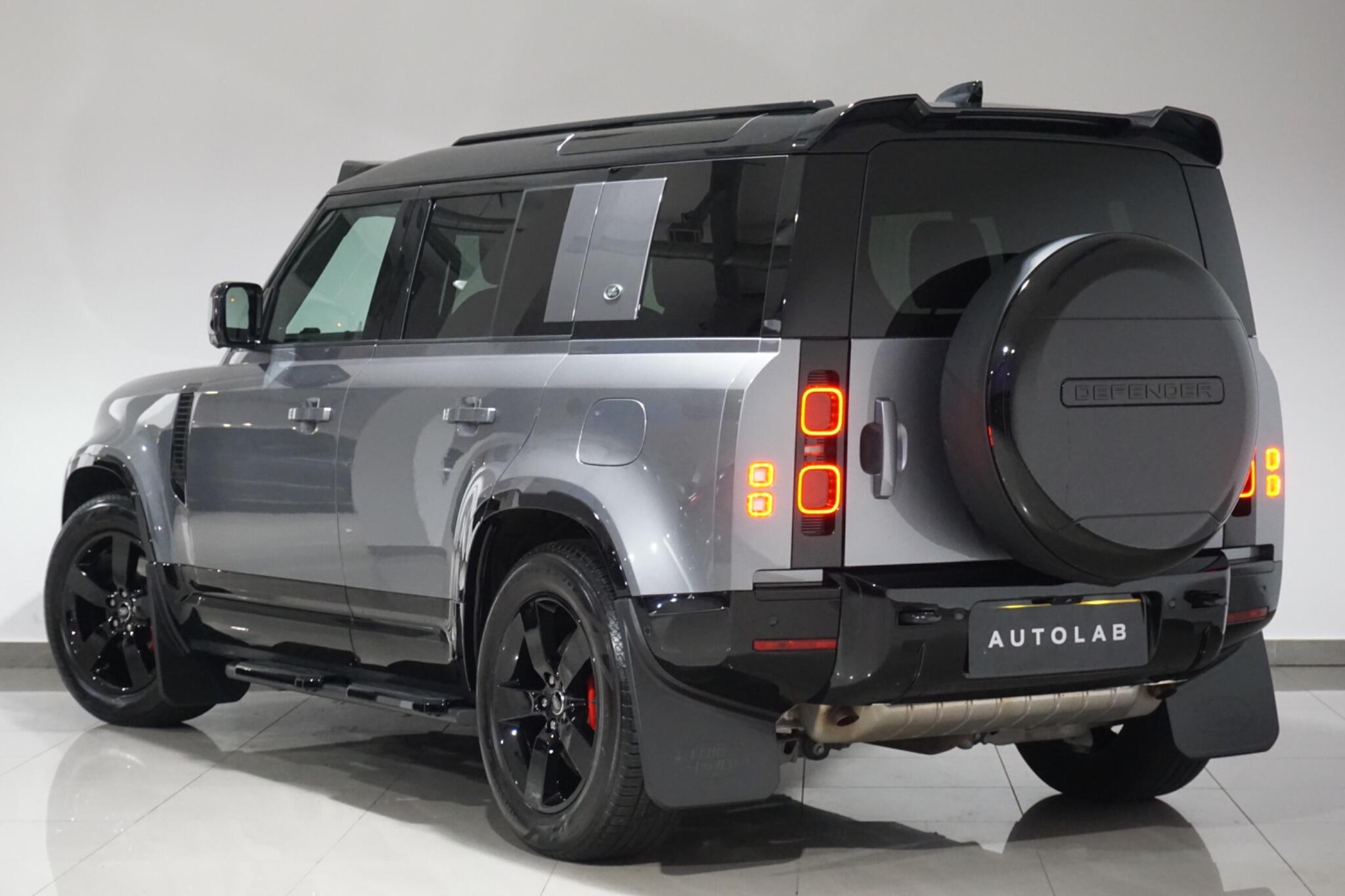 Land Rover Defender 110 2.0 P400e 15.4kWh X-Dynamic HSE SUV 5dr Petrol Plug-in Hybrid Auto 4WD Euro 6 (s/s) (404 ps)